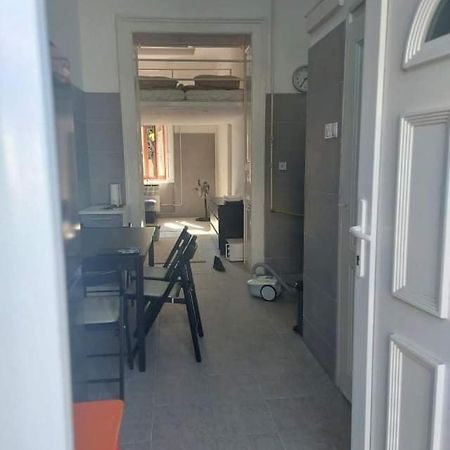 Linh Phuong Apartment Budapest Bagian luar foto